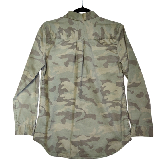 Old Navy Camo Button‎ Down Shirt Long Sleeve Top Size Medium Green Cotton - Picture 2 of 10